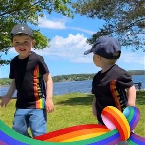 Meet your Posher, Roxanne